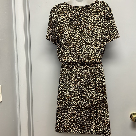 Flamingo Women’s Leopard Print Short Sleeve Dress Size Large - Picture 4 of 9